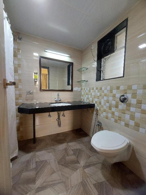 Super Hotel O Happy Homely Stay Near Pune Airport Khadki Esterno foto